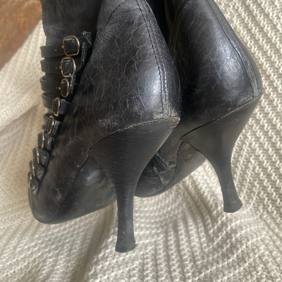 Bebe vintage leather buckle boots 7.5 - Picture 5 of 9